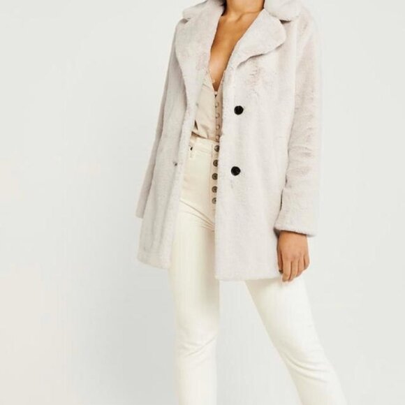 (NWT) Abercrombie & Fitch - faux fur cream coat (large) - Picture 3 of 6